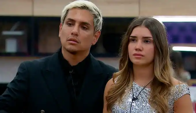 Expulsaron a Kennys Palacios