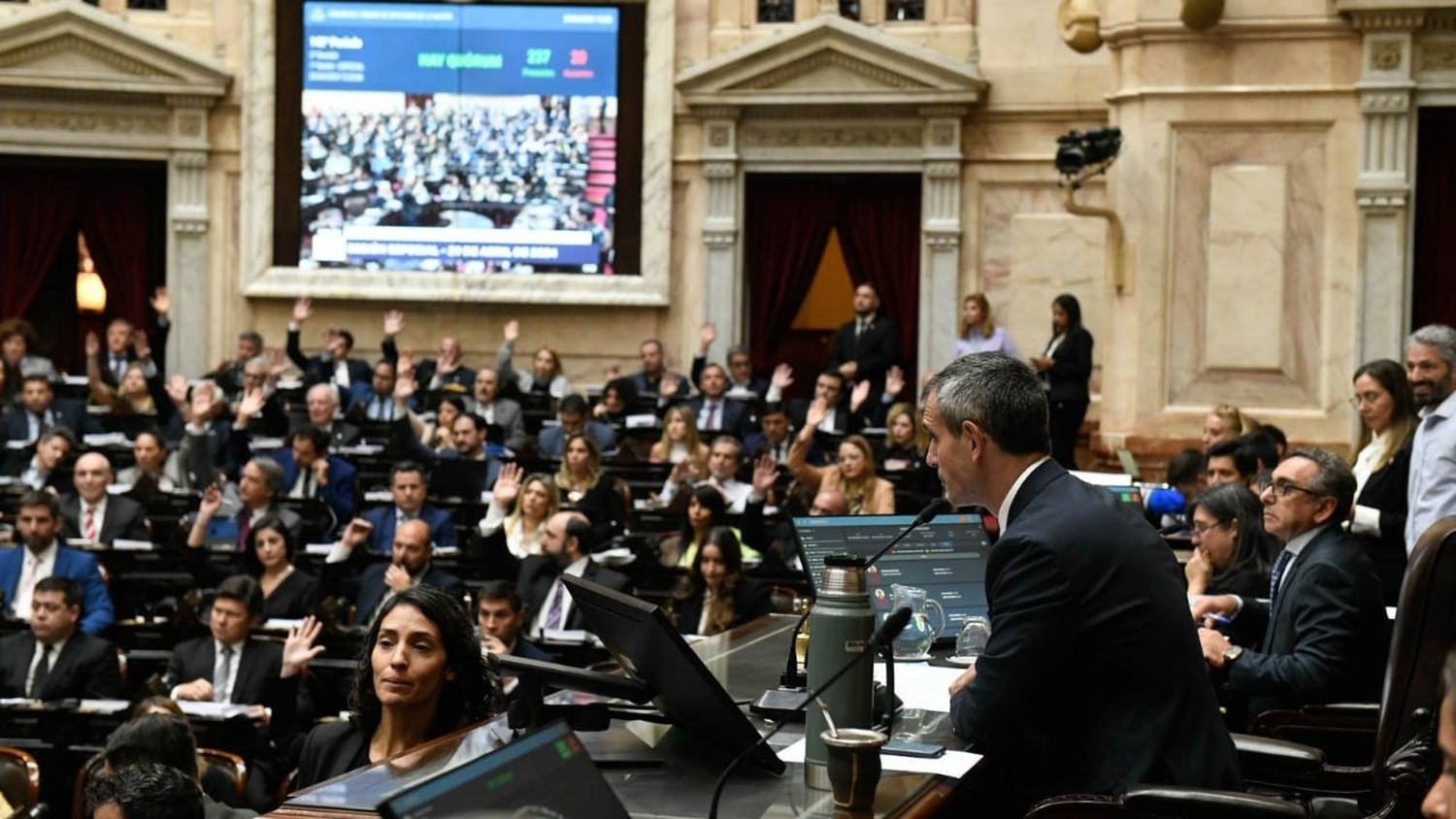 El Gobierno confía en que la Ley Bases se aprobará la semana que viene y el Pacto de Mayo podría firmarse el 9 de julio