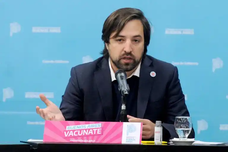 Kreplak: "Los casos más graves internados con Covid son de personas que no tienen aplicada ninguna vacuna"