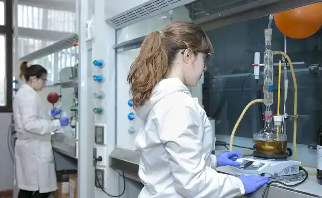 Avances en el desarrollo de un medicamento para la conjuntivitis viral