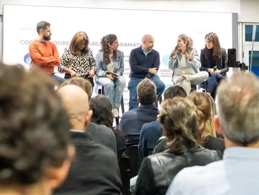 "El momento del país necesita algo más que crítica: necesita propuestas", dijo Massa.