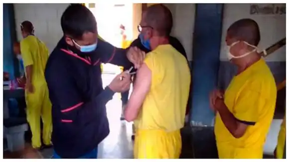 EN EL LIMBO JORNADAS DE VACUNACIÓN  para privados de libertad en el país