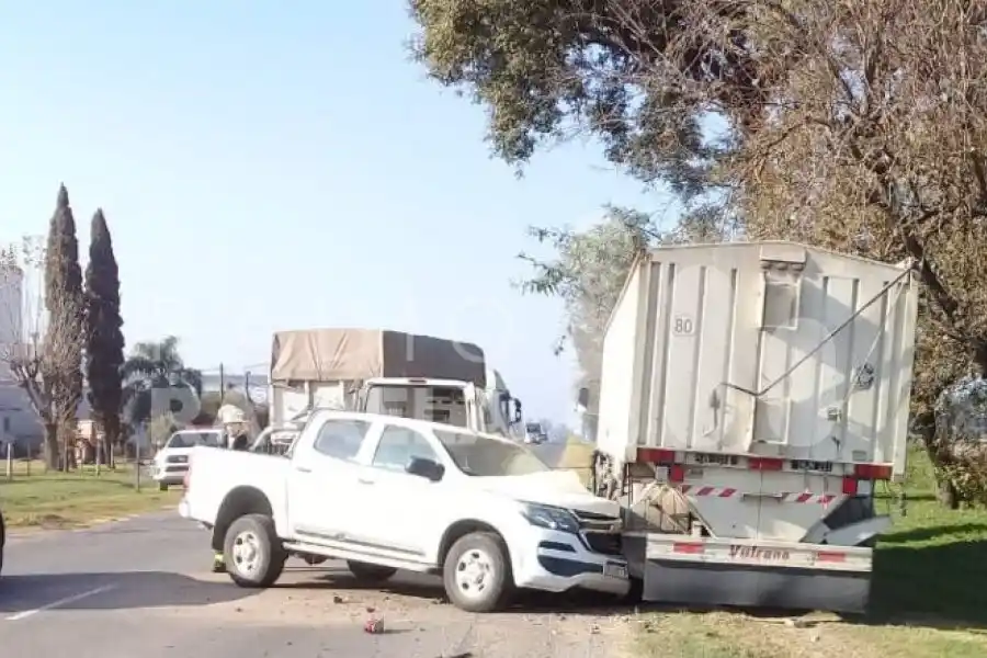 Fatal: un camionero perdió la vida en Ruta 70 tras ser atropellado por una camioneta