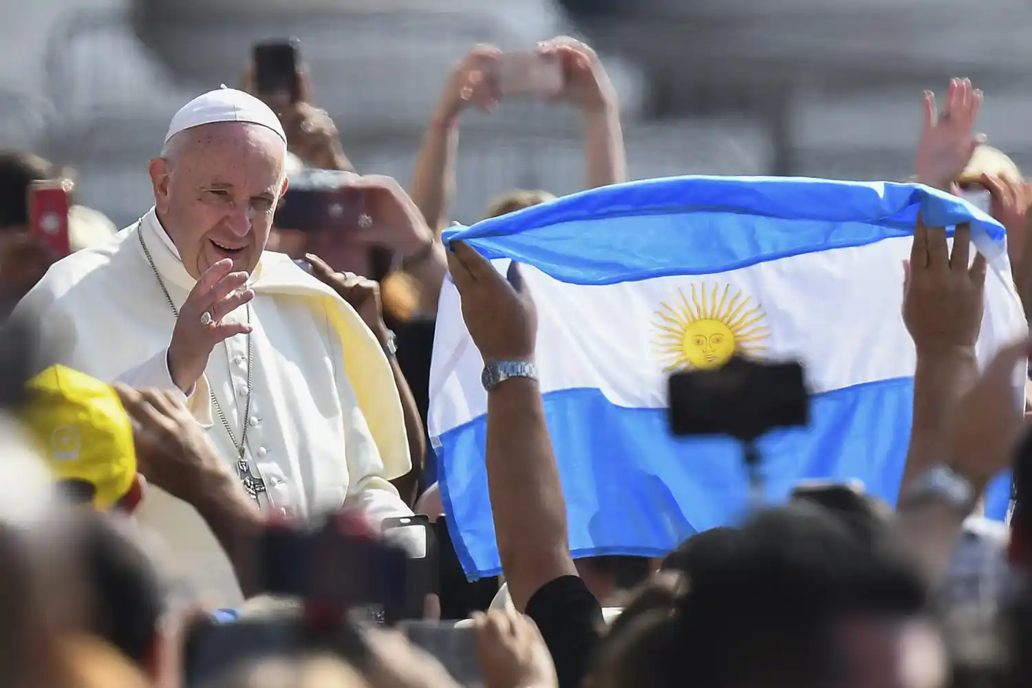 "Este semillero le dio un Papa al Mundo", dijo la AFA.