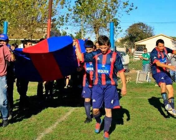 Sebastián Jensen le dio sobre la hora el gol triunfal a Defensores