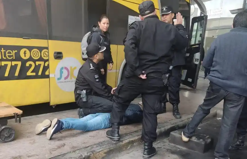 Un hombre con pedido de captura fue detenido en la Terminal