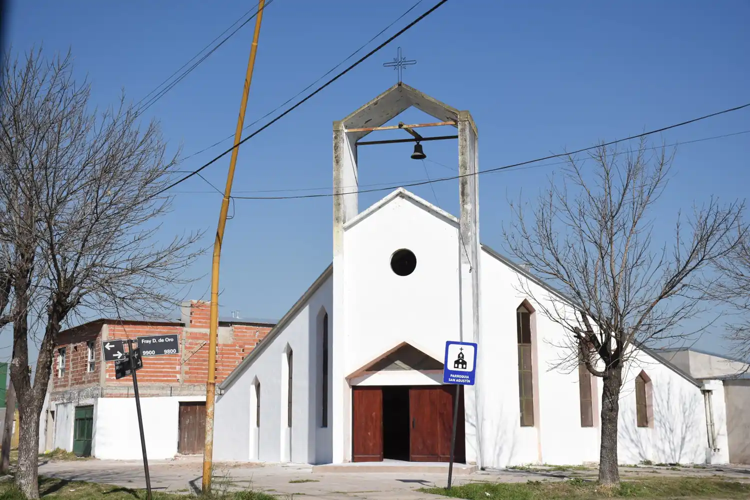 Golpearon a una religiosa de la parroquia de San Agustín para robarle