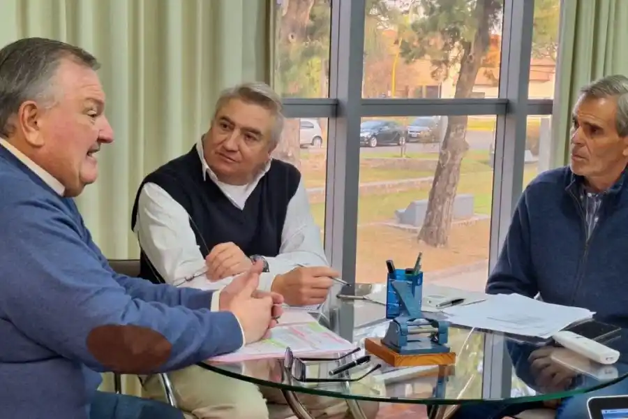 Michlig: “El gobierno Provincial avanza firmemente con acciones a favor de la obra pública departamental”