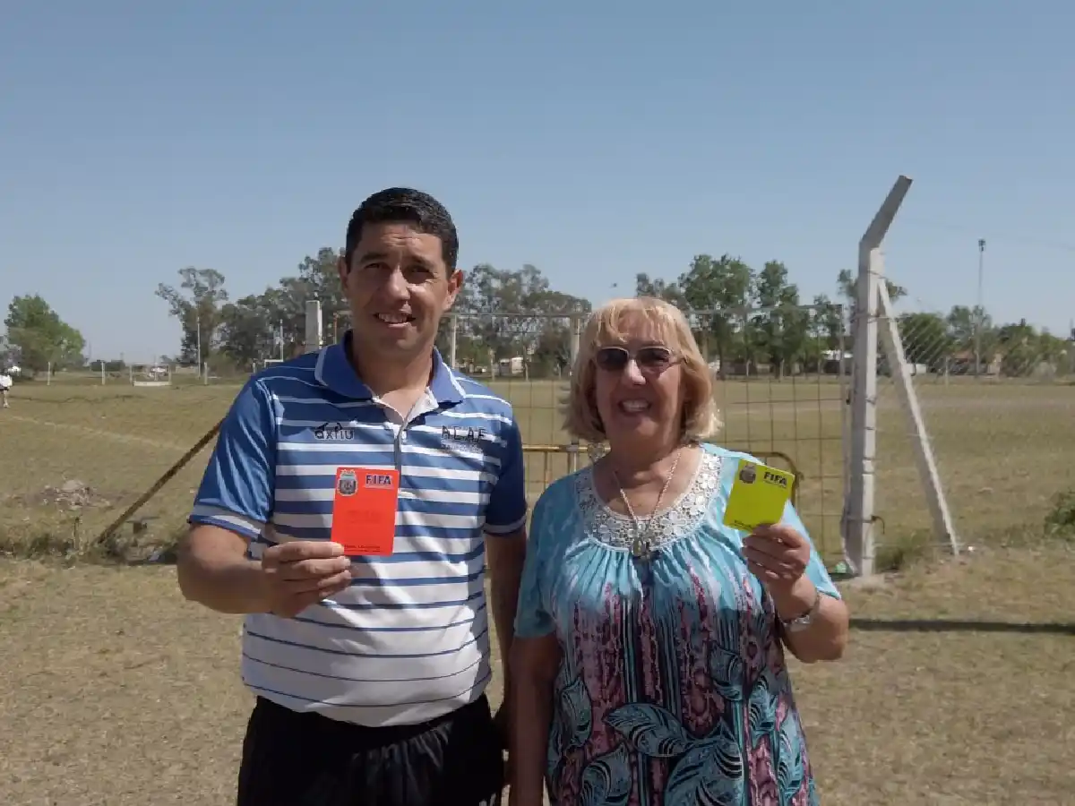 ¡Madre… de árbitro!    