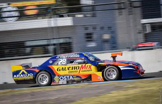 Newing prepara un intenso año en el 4000 Argentino