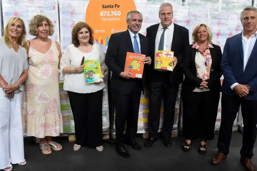 Cantero con el presidente de la Nación: visitó el centro que distribuirá más de 11 millones de libros a estudiantes