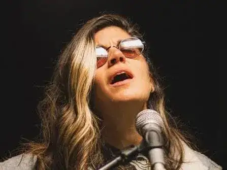 La integrante de Eruca Sativa ofrecerá un recorrido musical diferente al que habitualmente protagoniza junto al reconocido power trío.