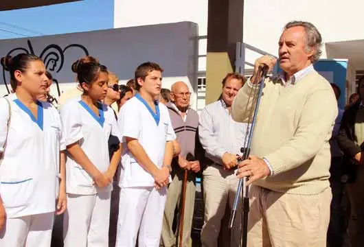 De la Torre inauguró un Centro de Salud en San Miguel