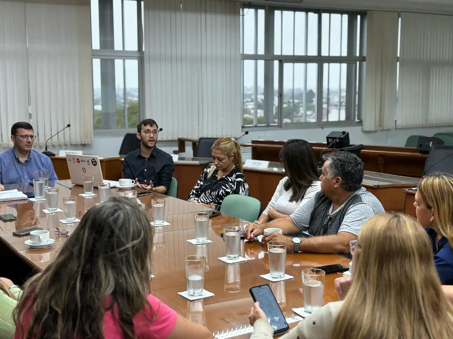 Egresados 2025: Padres se reunieron con el Concejo Municipal por los impuestos de SADAIC y AADI CAPIF - 3