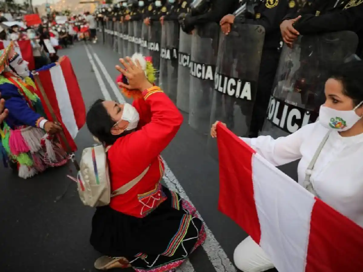 Perú sigue acéfalo: tras la renuncia de Merino, no hubo acuerdo en el Congreso