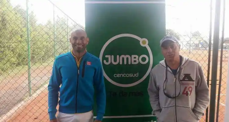 Diego Arce ganó la tercera etapa del Circuito Jumbo