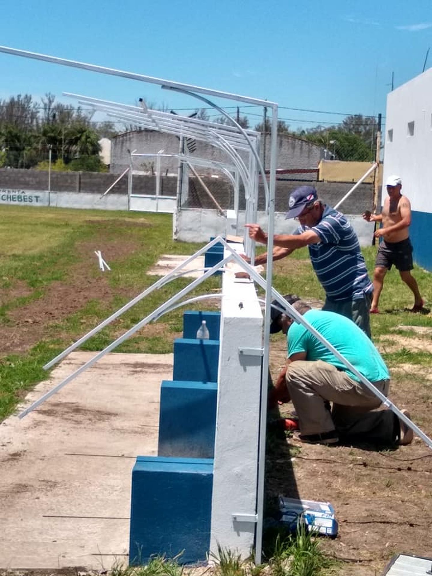 Falta poco para la inauguración de la cancha de Libertad