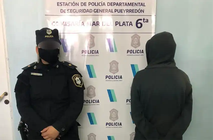 Aprehendieron a un hombre que asaltó armado una barbería