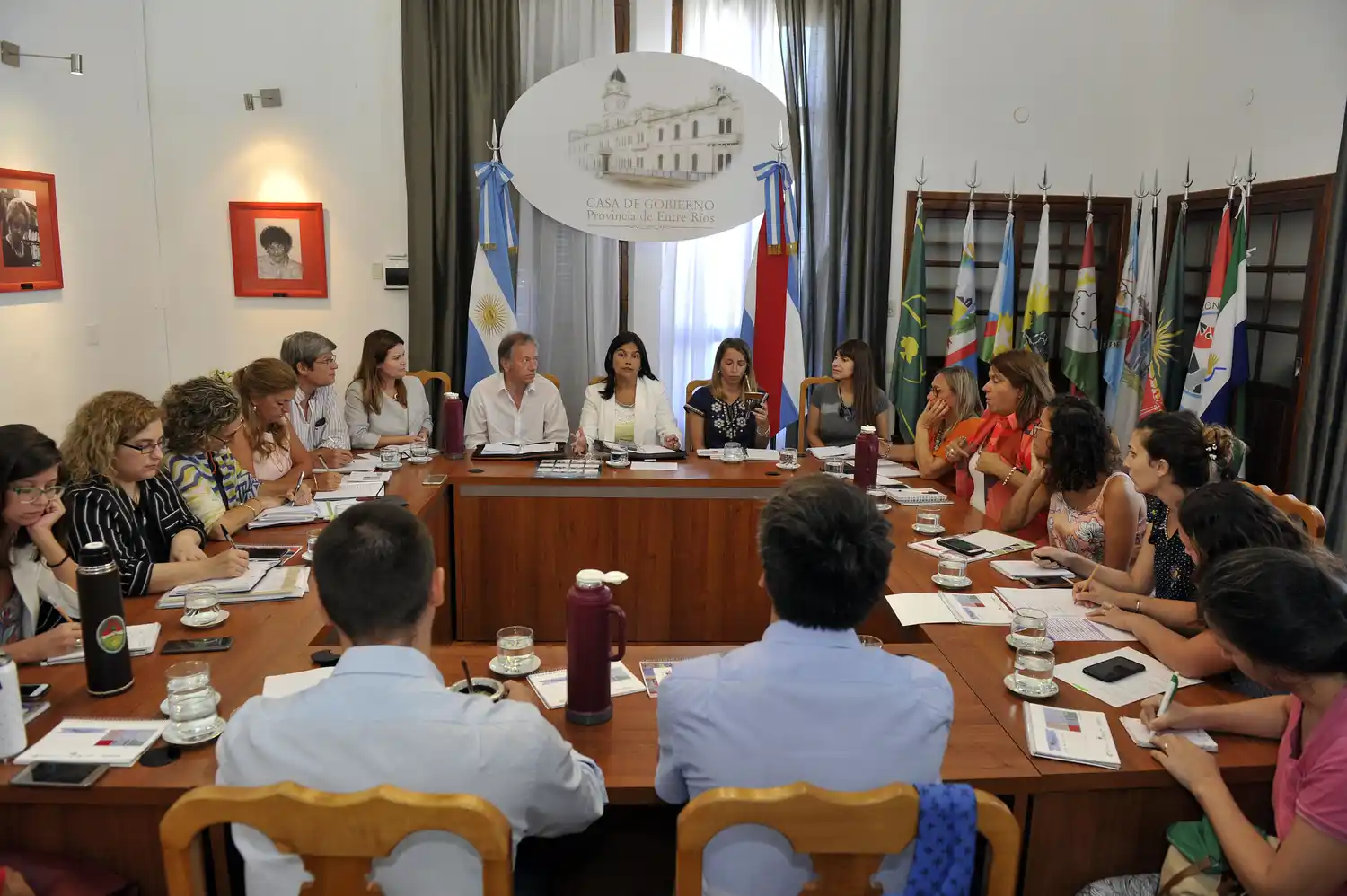 El gobierno organiza actividades para visibilizar políticas vinculadas a la mujer