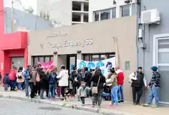 Organizaciones sociales se manifestaron en la sede local del Ministerio de Trabajo 
