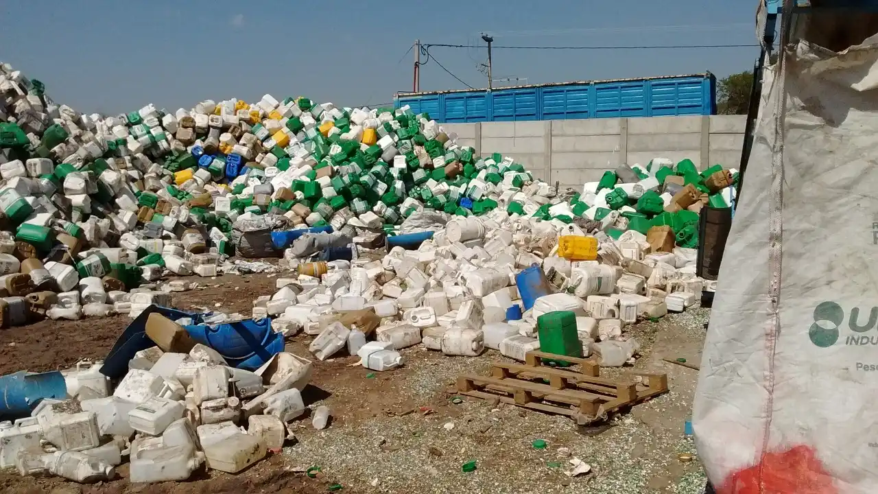 Residuos fitosanitarios: La Justicia confirma sanción a empresas impuesta por el OPDS