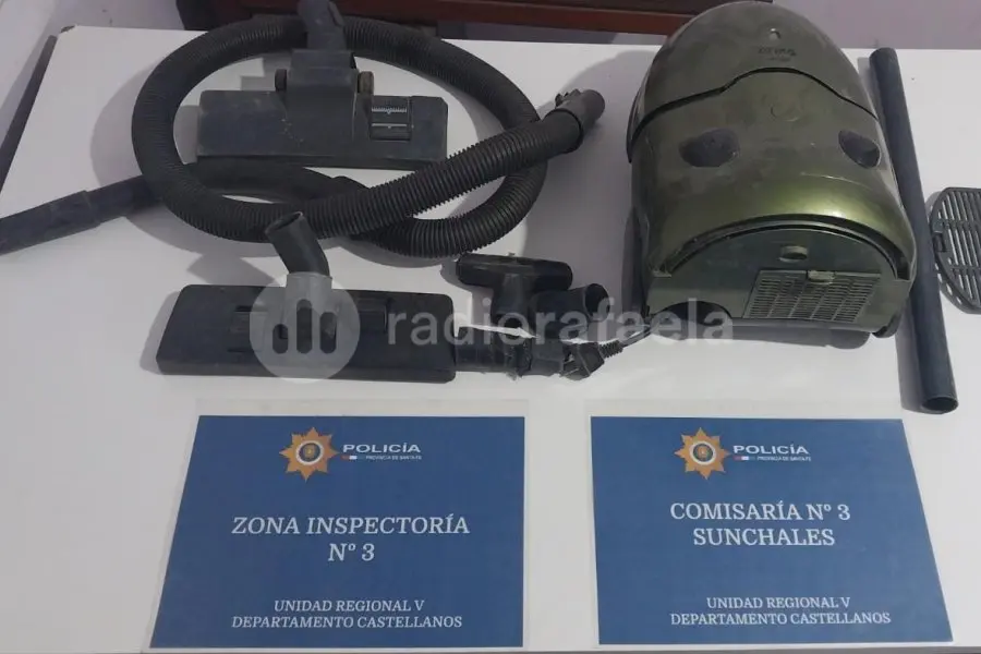Secuestraron una aspiradora, un celular y un pasamontaña vinculados a delitos