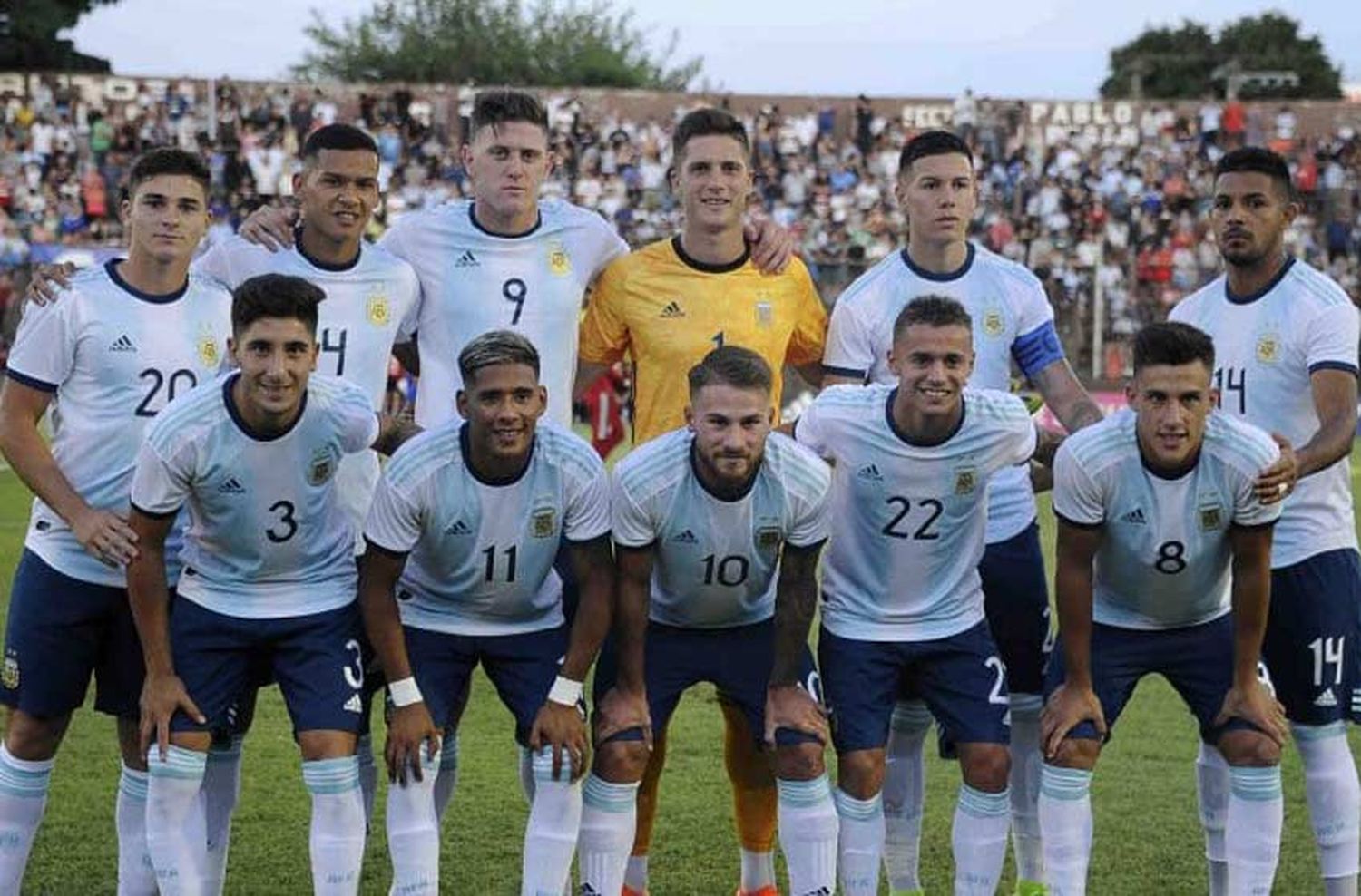 Batista arma la formación de la Selección para el debut