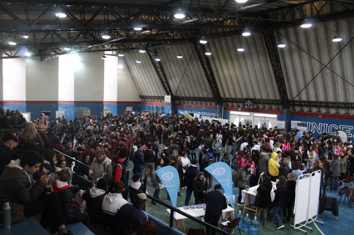 Participaron mas de 50 escuelas de toda la region, llegando a un total de alumnos que superó los 3 mil.