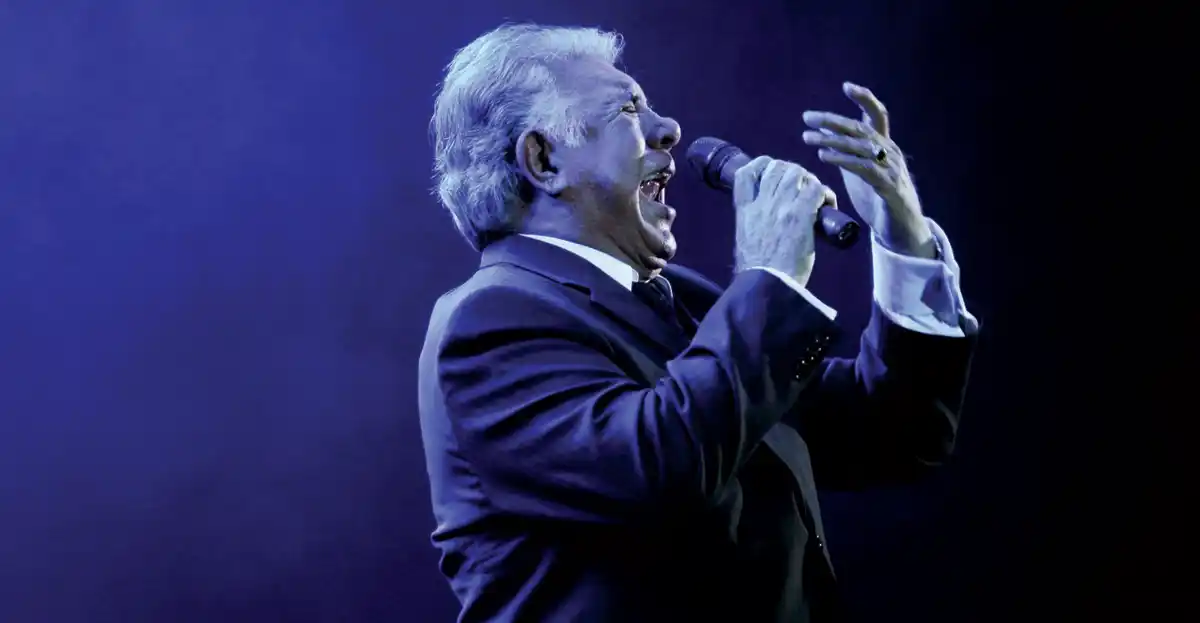 Raúl Lavié festeja su cumpleaños en Mar del Plata