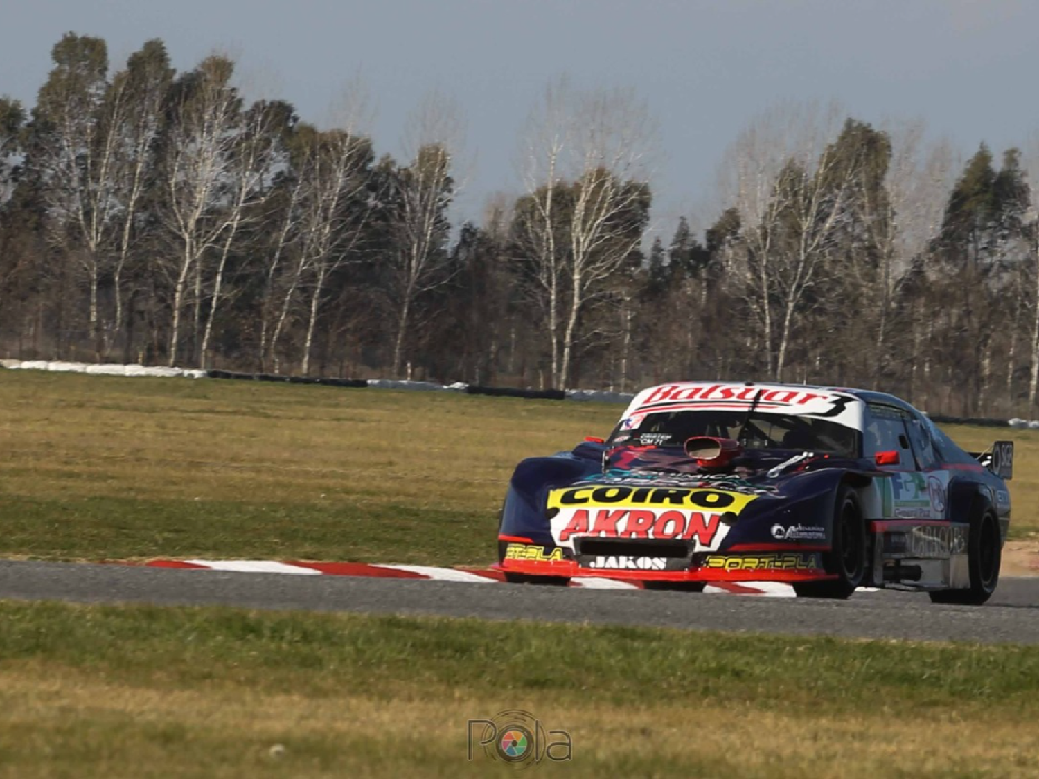 Brezzo sigue marcando el rumbo