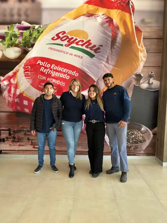 Entrevista a Vanesa Lanchez: Reflexiones en el Día Internacional del Trabajador