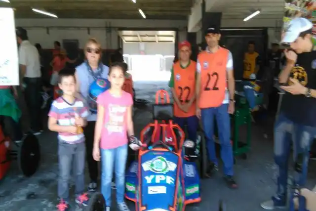 Estudiantes entrerrianos participaron de la competencia nacional Eco Desafío YPF