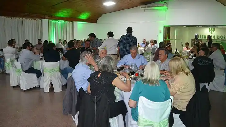 El Club Centro Bancario celebró su 78º aniversario con una cena y anunció nuevas obras y proyectos