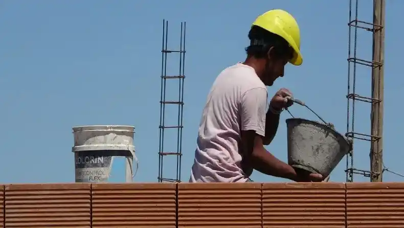 La Uocra amenaza con un paro total de la construcción por falta de acuerdo paritario