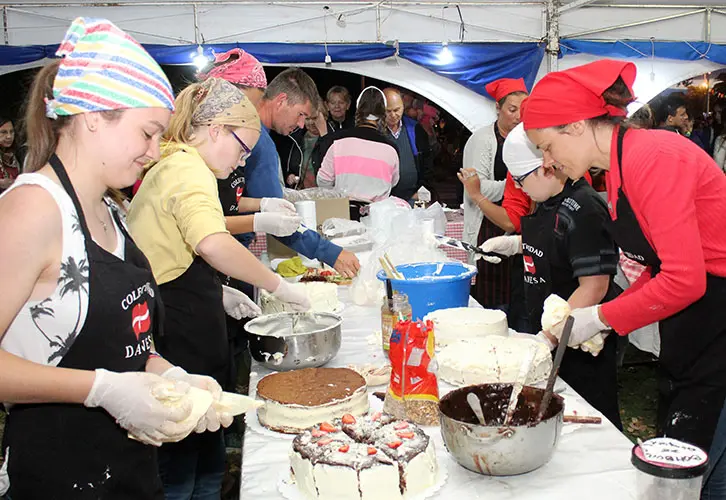 Este viernes comienza la 19° Feria de las Colectividades