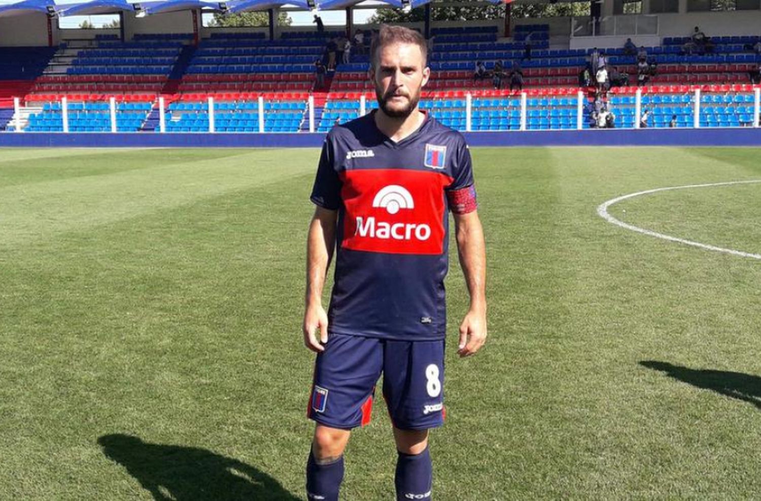 Alvarado se retiró del mercado con dos buenos volantes