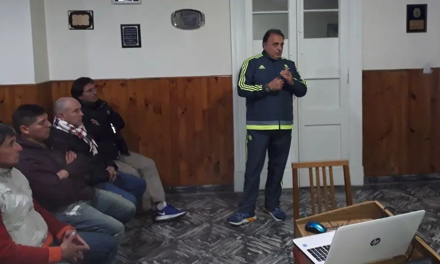 Miguel Scime: “Maradona fue el jugador más correcto que dirigí”