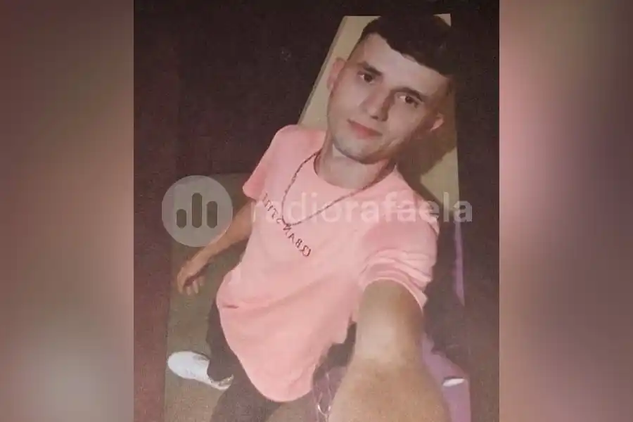 Búsqueda intensa de un joven de 19 años: se fue a buscar nafta de un amigo y no volvió