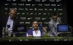 Angelici aprobó la llegada de Menotti a los seleccionados