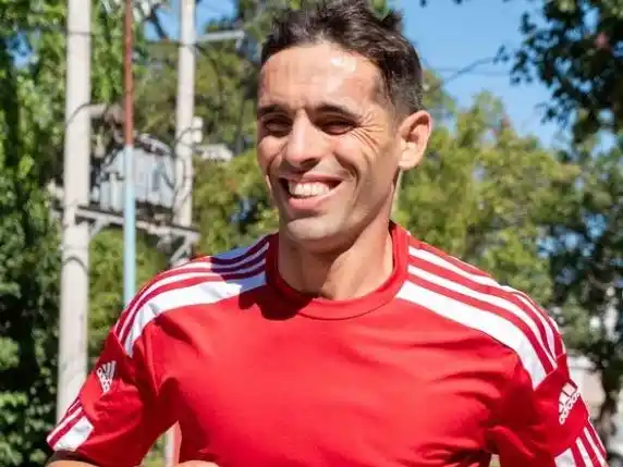 Alexis Taffarel, el gualeyo que se metió en la élite del IronPaz 2025