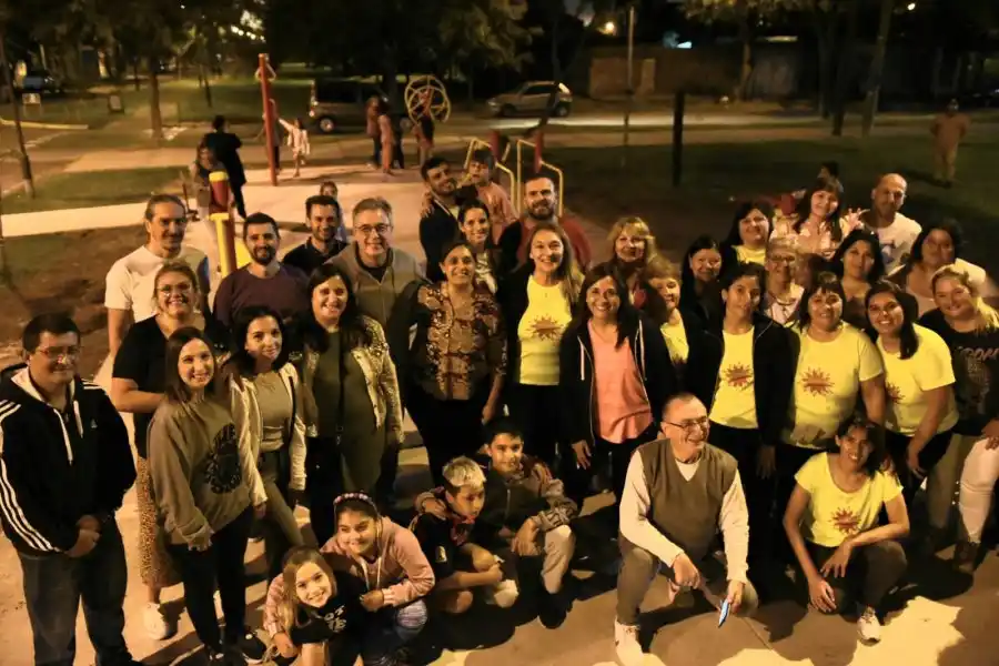 Luis Castellano inauguró el punto sano en el Fátima
