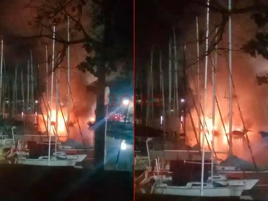 Embarcaciones incendiándose (Foto: Elonce)
