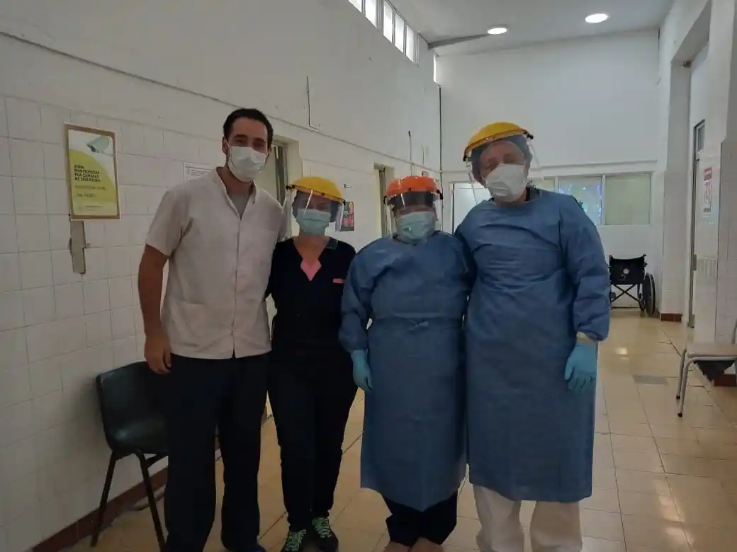 El nuevo pedido del Hospital Centenario a quienes tienen síntomas de Covid