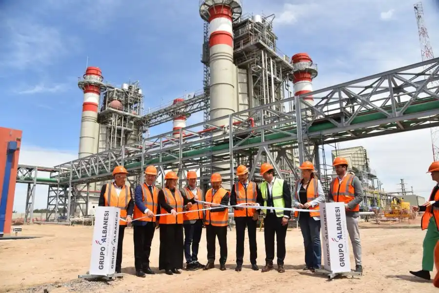 Pullaro inauguró la Central Térmica de Cogenerarción del Grupo Albanesi