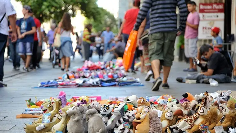 Rosario: Detectaron 84 puestos de venta callejera ilegal en el centro