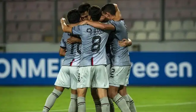 Colón se mide ante Acassuso por la Copa Argentina