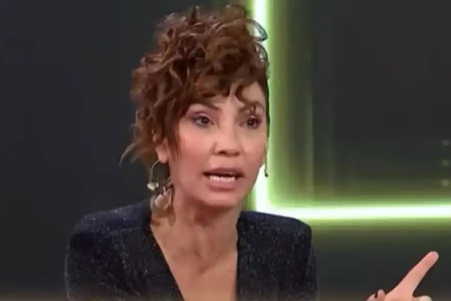 Ernestina Pais chocó con su auto a un vehículo estacionado y se negó a realizar el test de alcoholemia