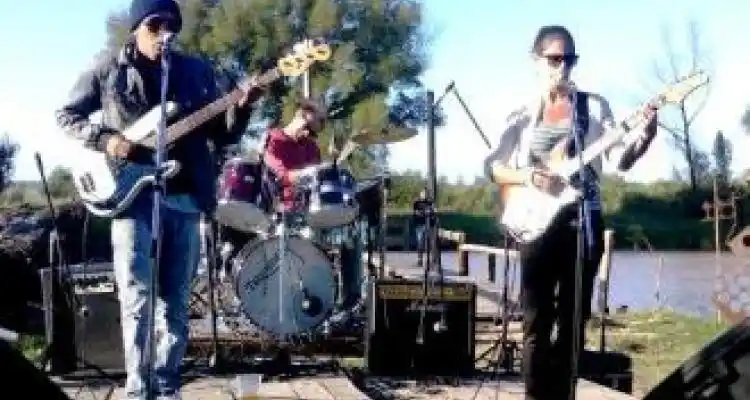 El sábado, Canaletas Rock