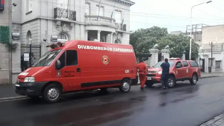 Se incendió la parte eléctrica en la sede central de Iosper