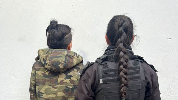 Detuvieron a una mujer con droga y que era buscada por la Justicia en la zona norte